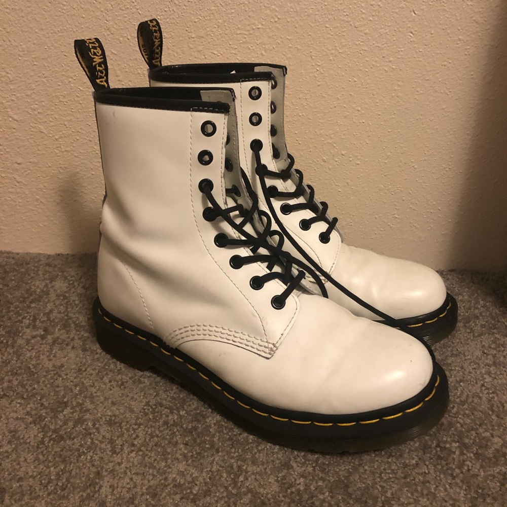 White 1460 Dr.Martens